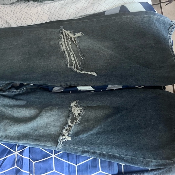 size 13 , brand is rewash new york Los Angeles, high rise - Picture 2 of 2